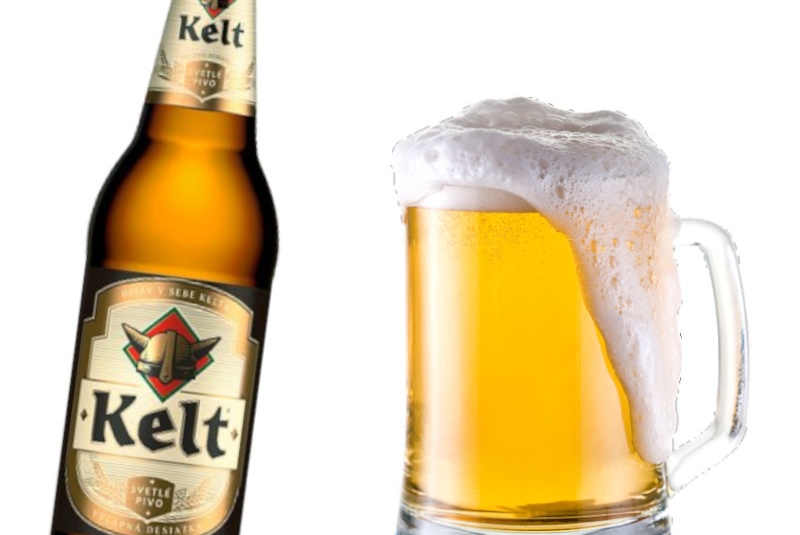 Akcie / Kelt výčapná desiatka svetlé pivo 0,5l - foto